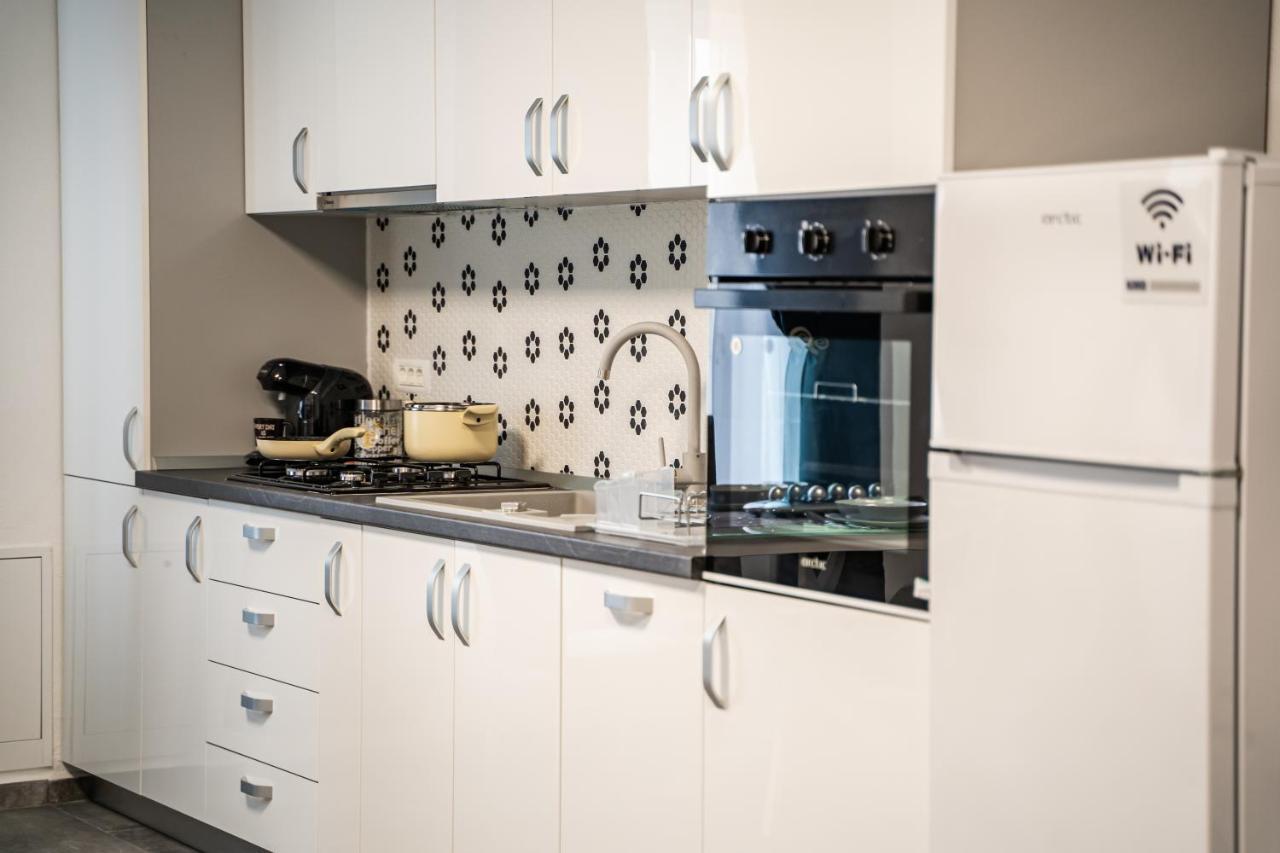 Modern Apartment In Dumbravita Dumbravita  Екстер'єр фото